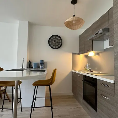 3*** Moderne Avec Wifi Et Parking A - Fr-1-555-101 艾克斯莱班